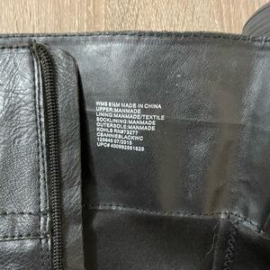 Sz. 8 1/2, black tall boots